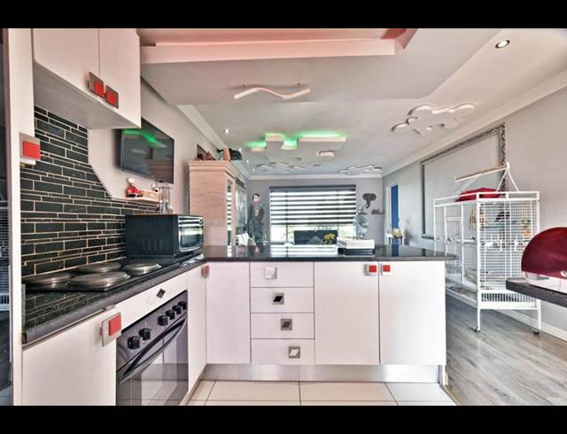 2 BEDROOM APARTMENT FOR SALE IN MULBARTON